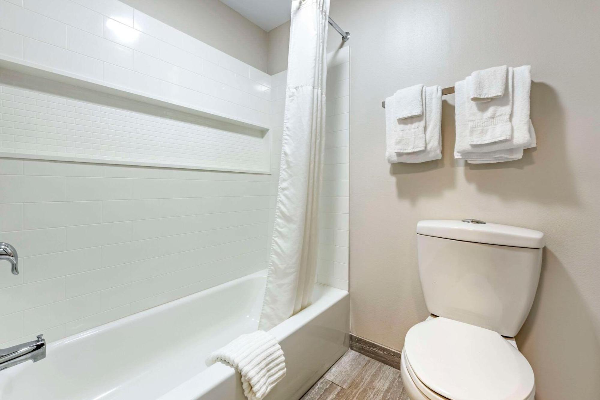 The Bradford Hotel, Ascend Collection Hotel 2*